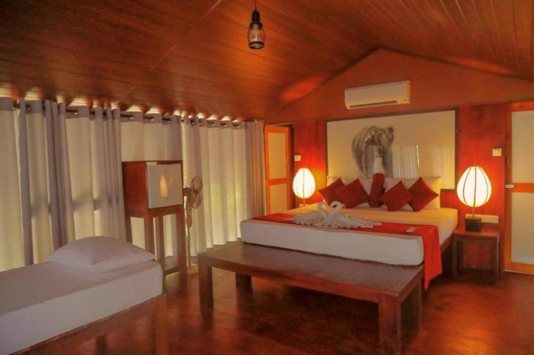 Yala Hotel Lion -Air Conditioned High Luxury Safari Camp ภายนอก รูปภาพ