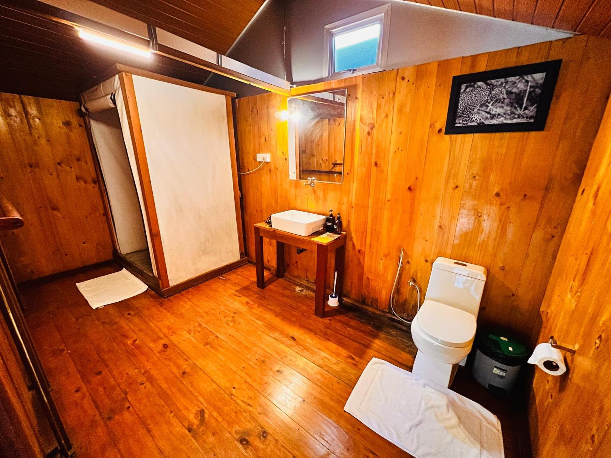 Yala Hotel Lion -Air Conditioned High Luxury Safari Camp ภายนอก รูปภาพ