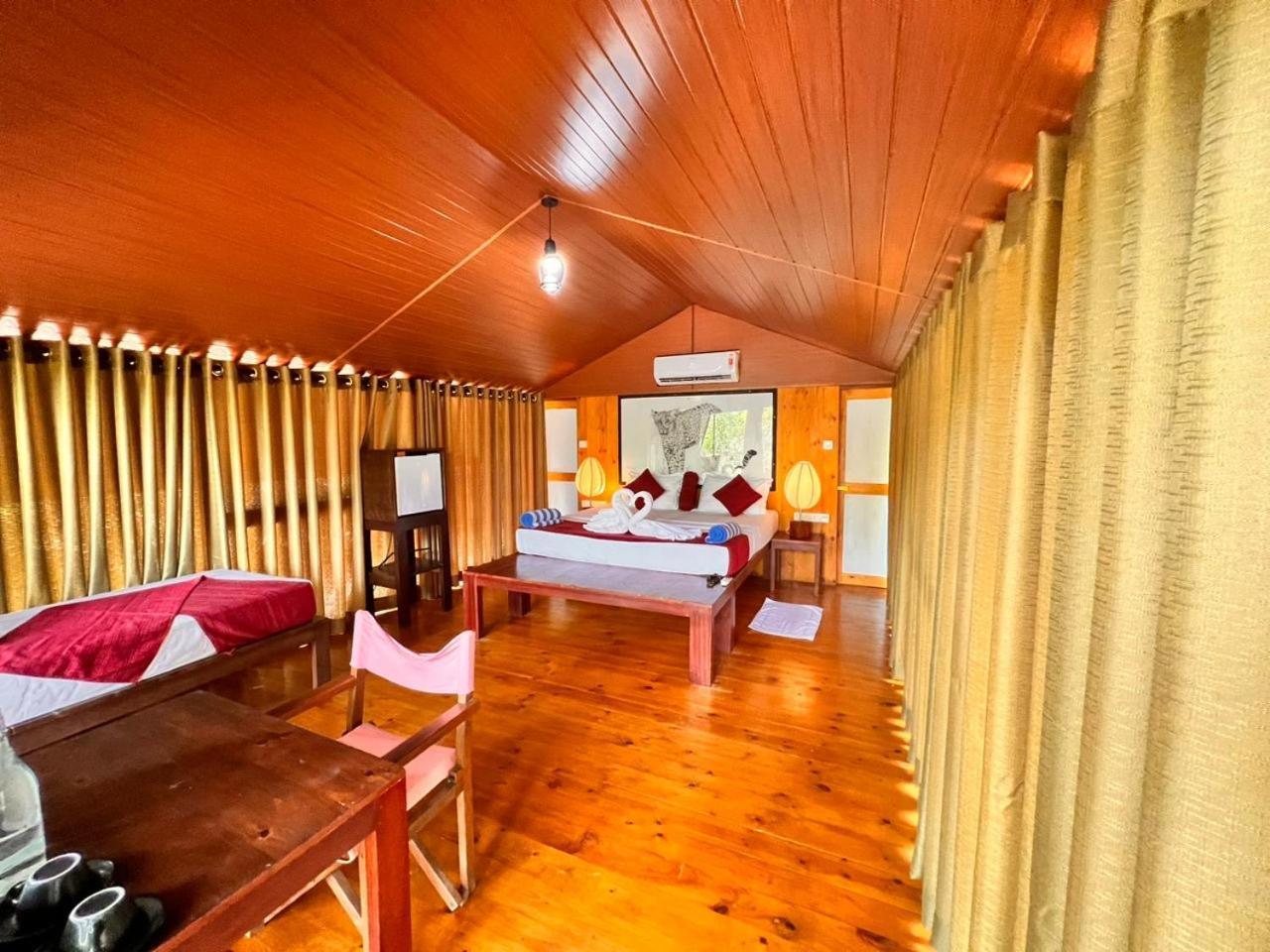 Yala Hotel Lion -Air Conditioned High Luxury Safari Camp ภายนอก รูปภาพ