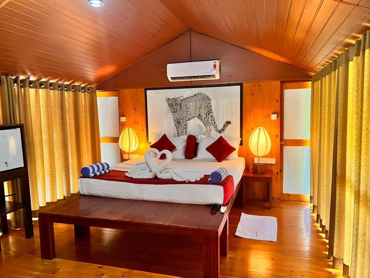 Yala Hotel Lion -Air Conditioned High Luxury Safari Camp ภายนอก รูปภาพ